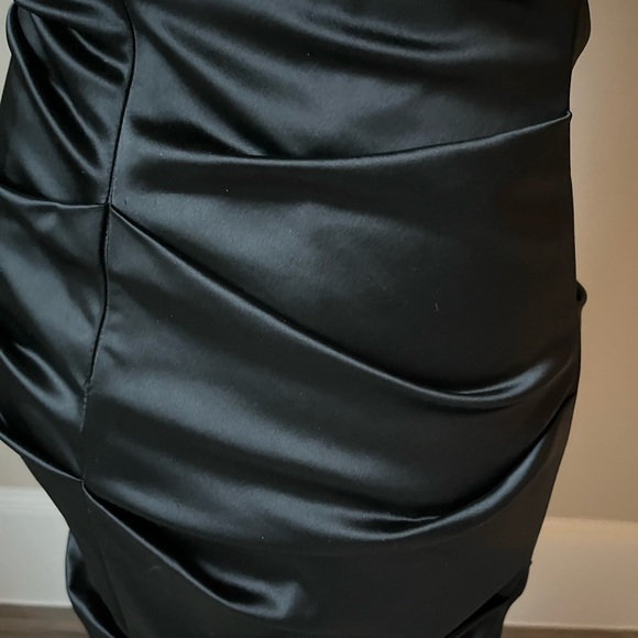 Nicole Miller Collection sexy black satin ruched pencil dress - Picture 7 of 12